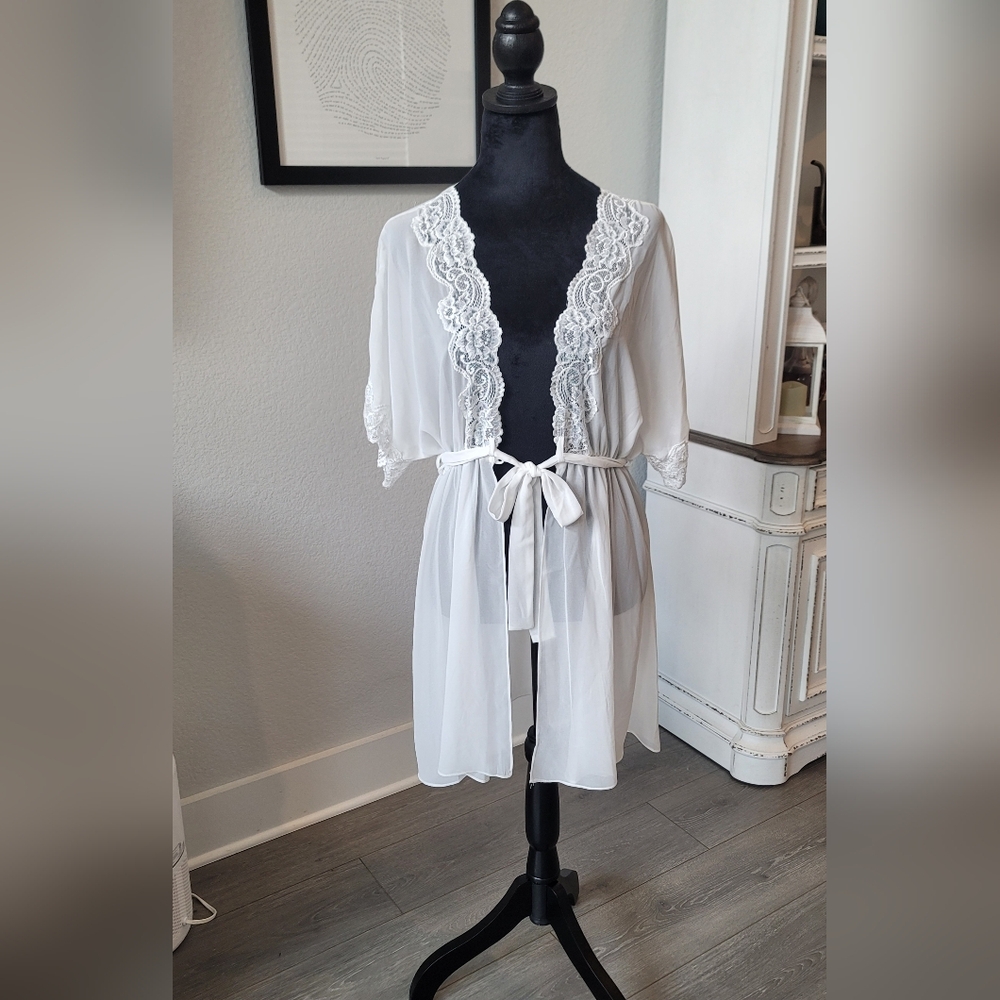 Cinema Etoile Babydol And Robe Set - White - Picture 4 of 9